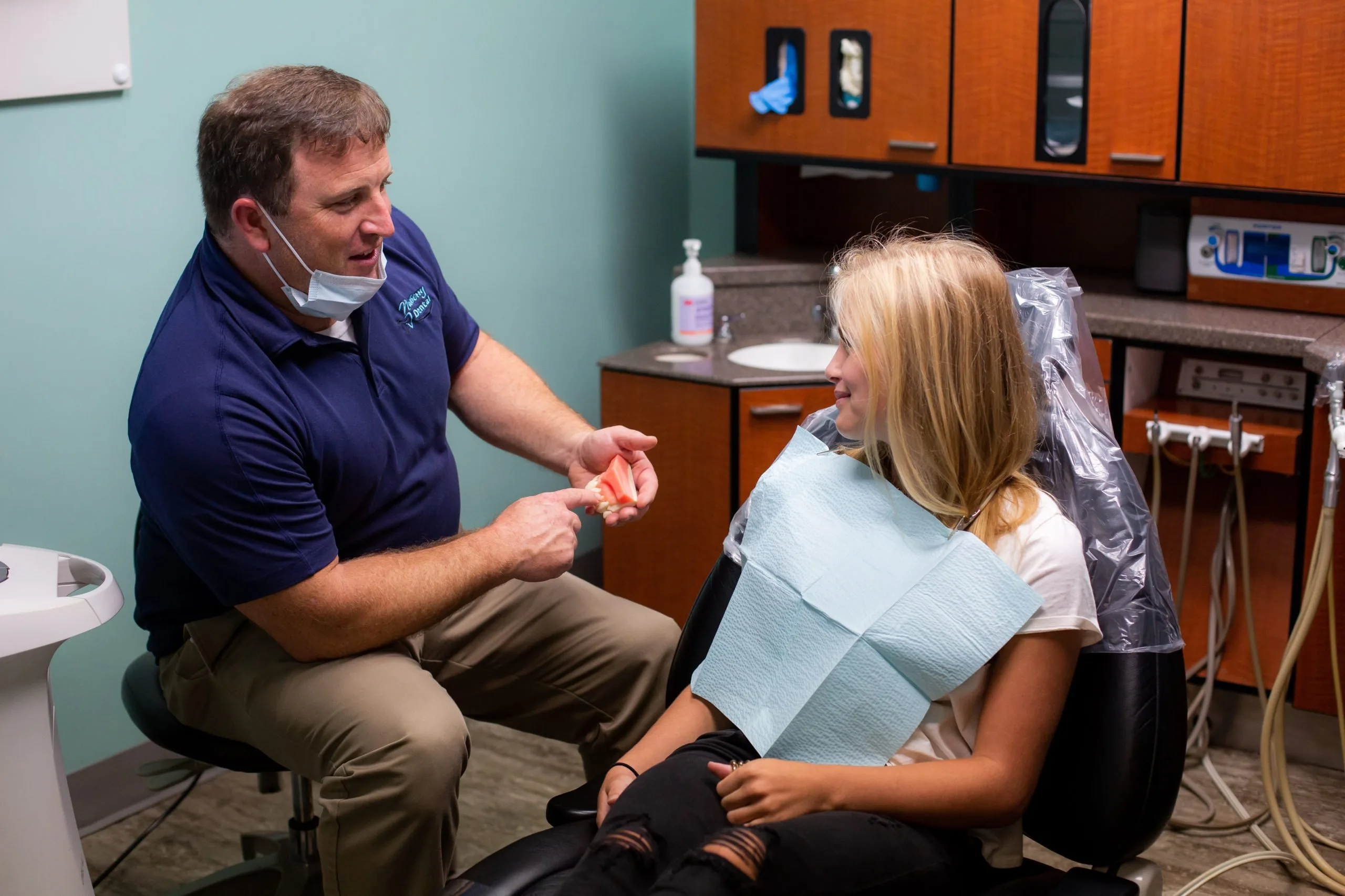 Dental restoration treatment room
