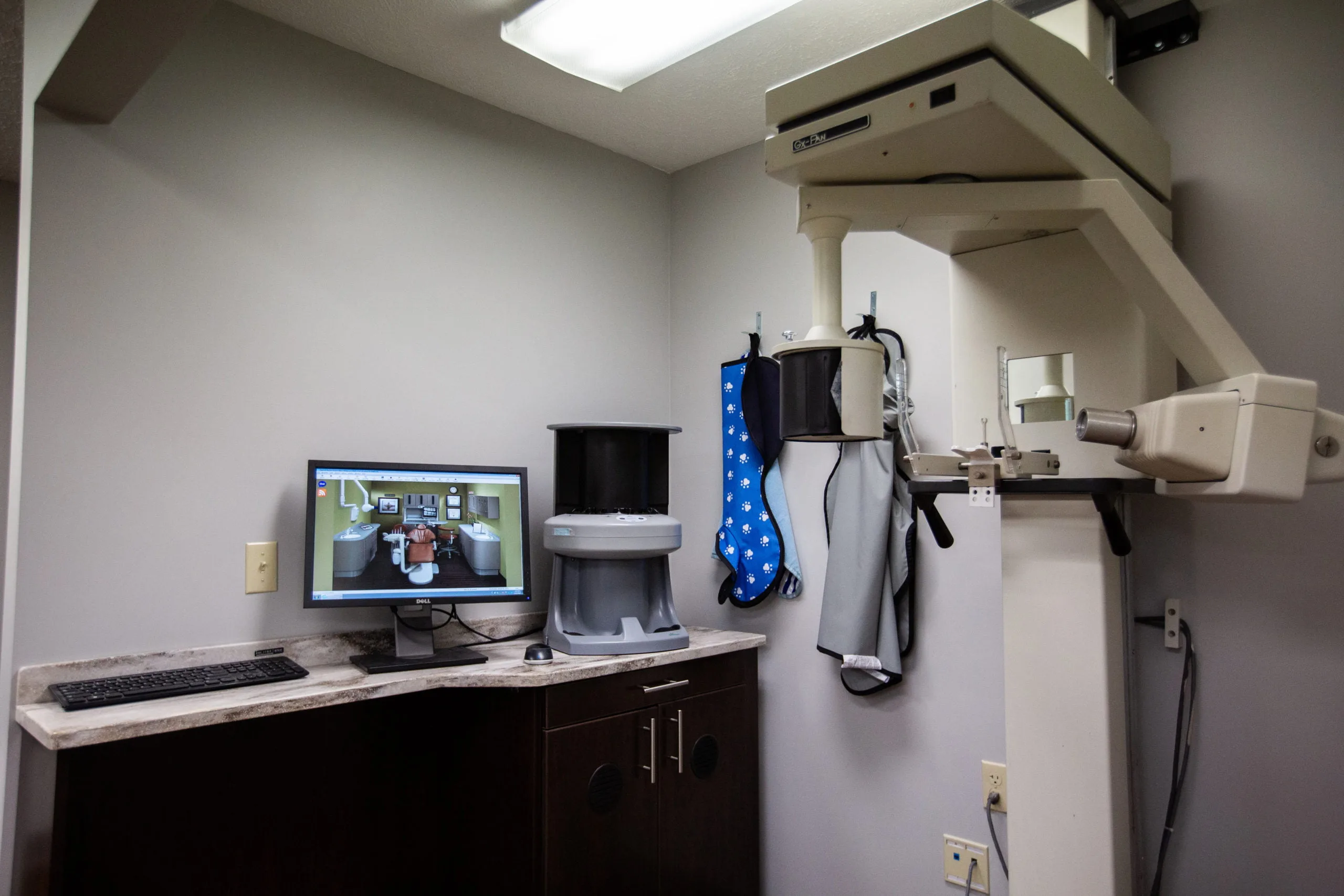 Dental diagnostic imaging equipment